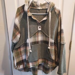 POL Raw Edge Plaid Hooded Pullover with Pocket High Low